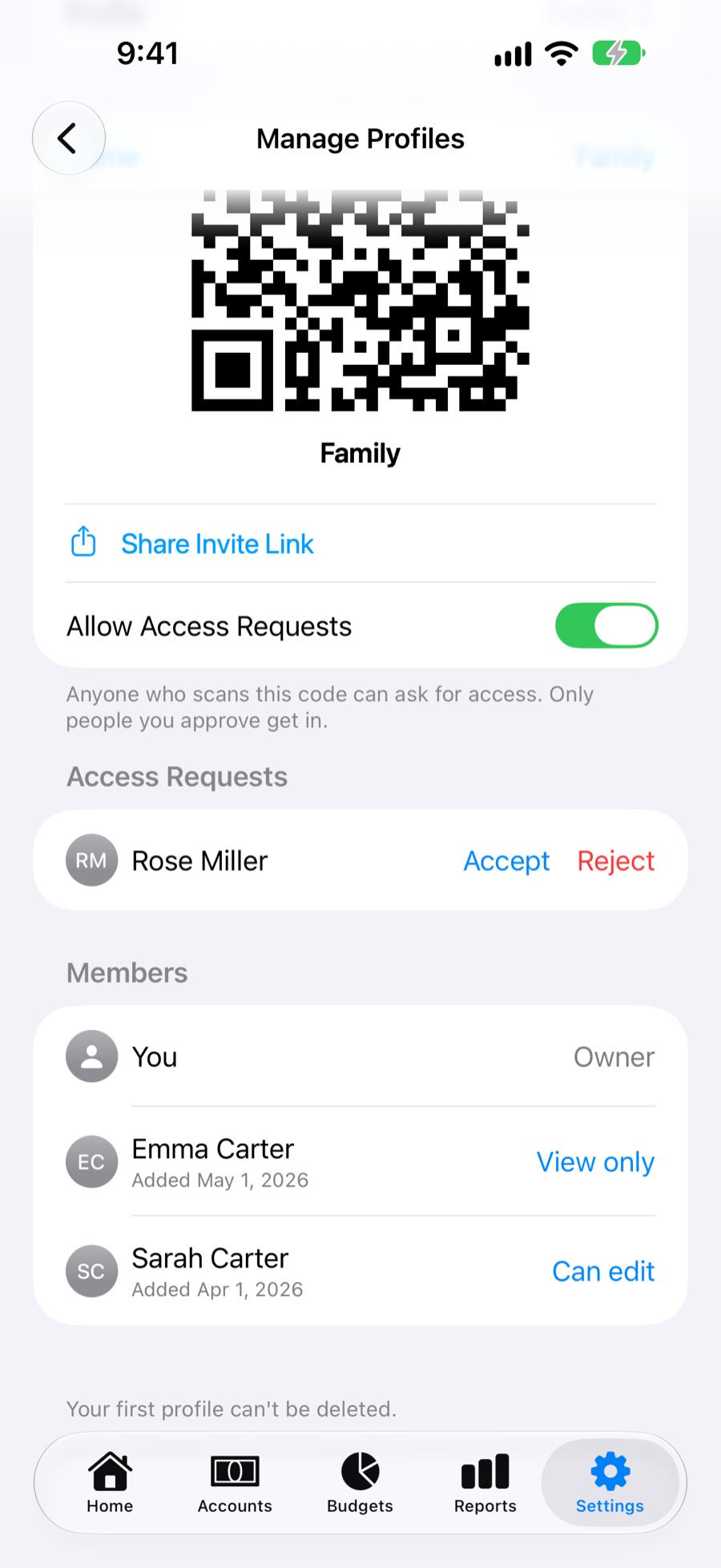 Members: Sarah (Can edit), Emma (View only), and Rose's request with Accept and Reject